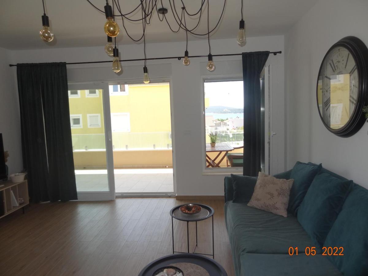 Apartamento Fantazija Vodice Exterior foto