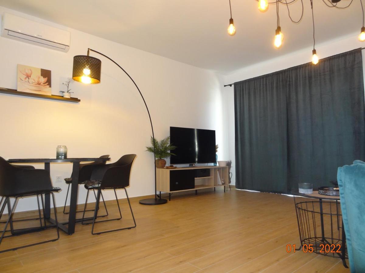 Apartamento Fantazija Vodice Exterior foto